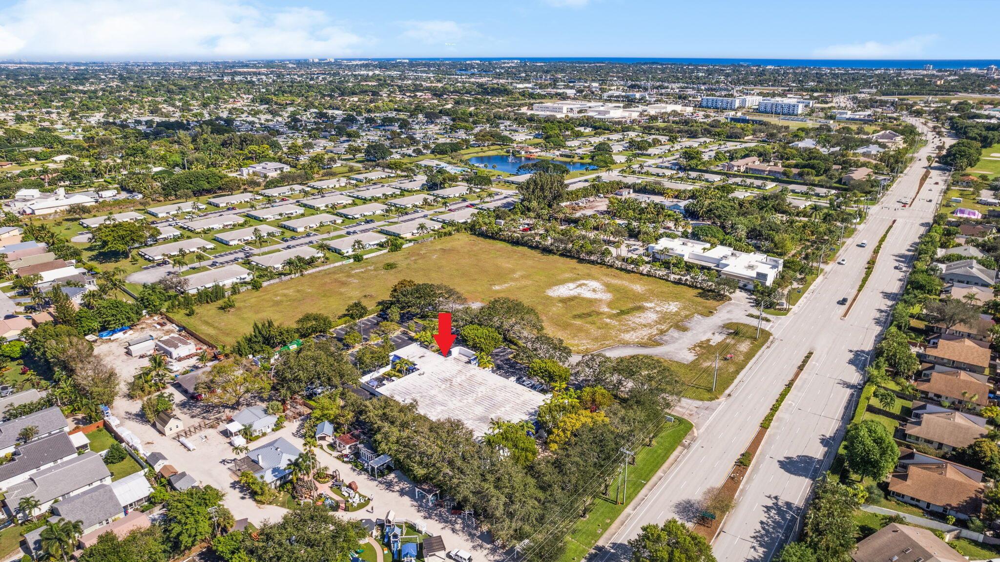 COMMONS PAR 2 - Commercial Lease