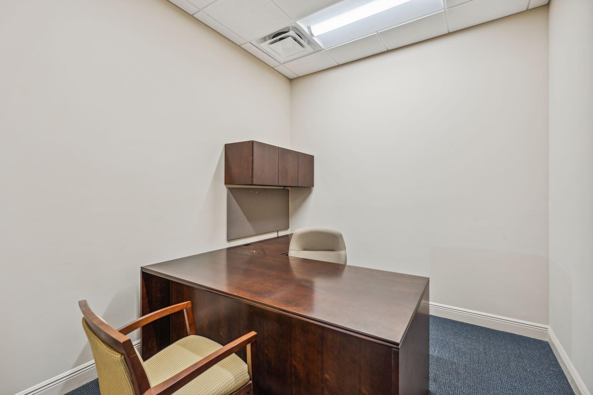 COMMONS PAR 2 - Commercial Lease