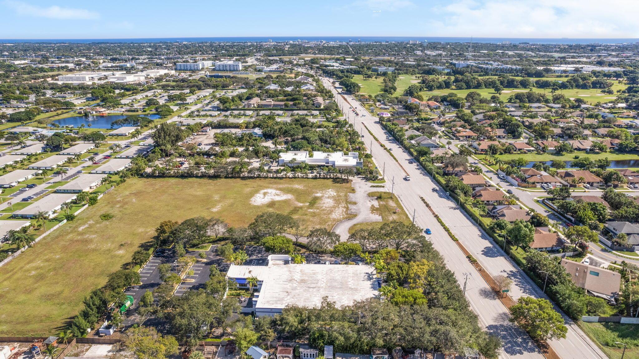 COMMONS PAR 2 - Commercial Lease