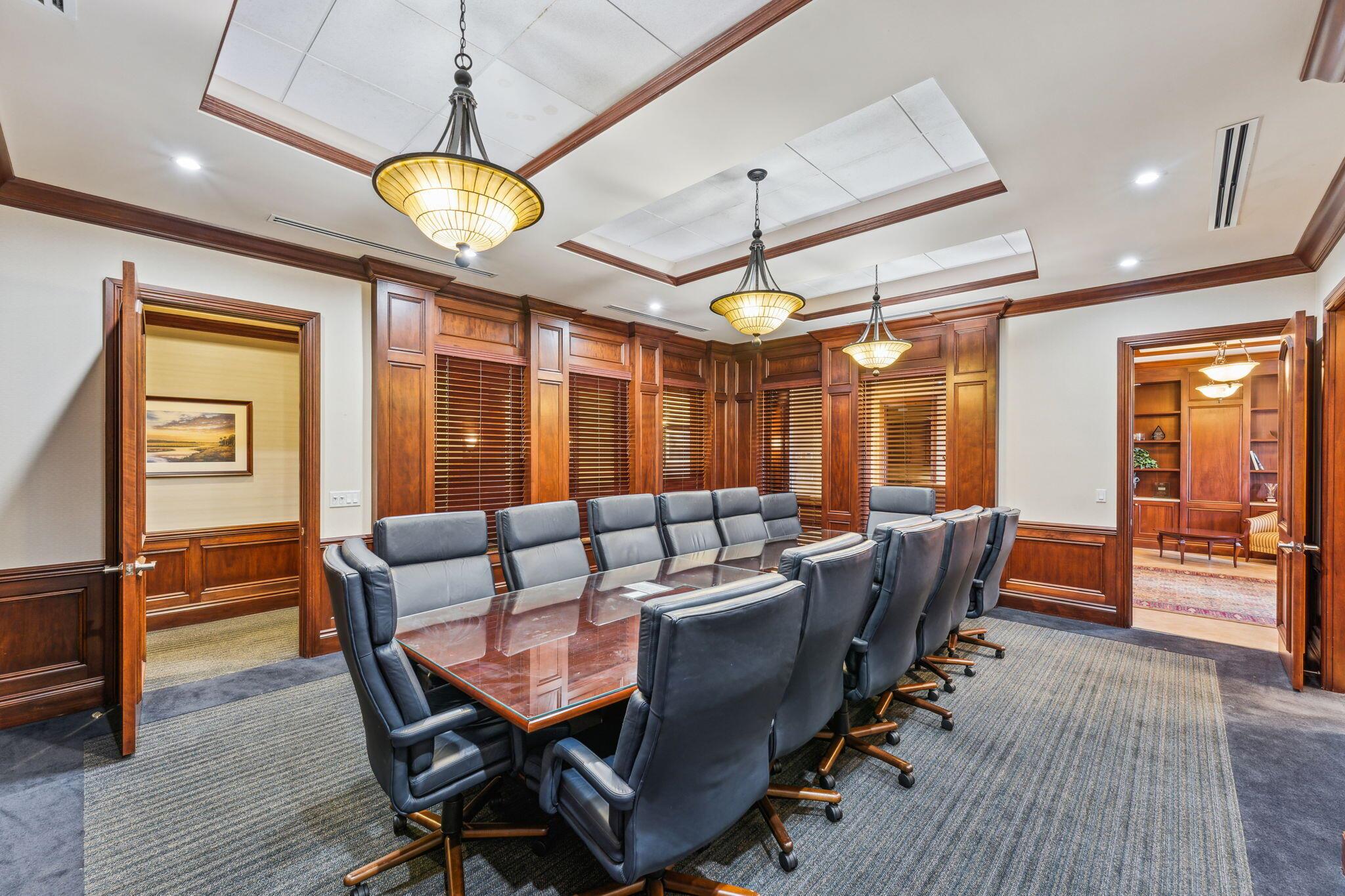 COMMONS PAR 2 - Commercial Lease