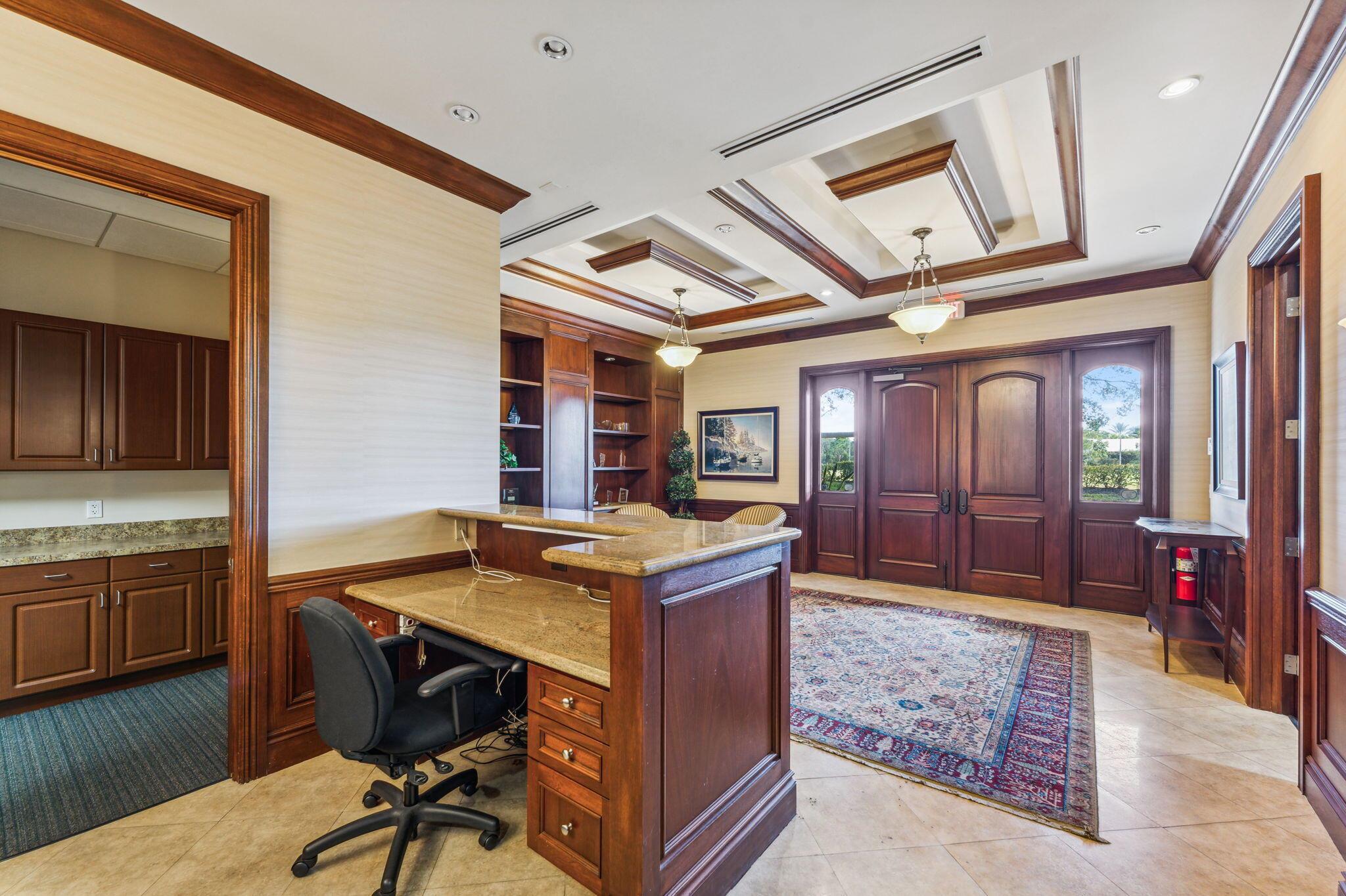 COMMONS PAR 2 - Commercial Lease