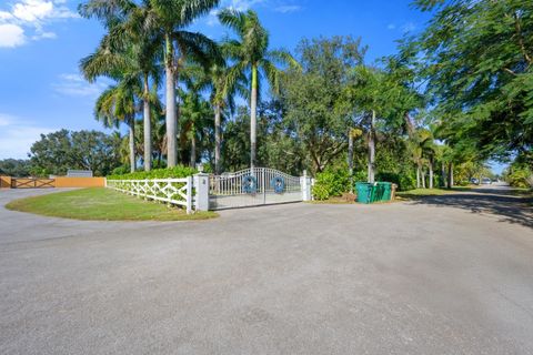 A home in Davie