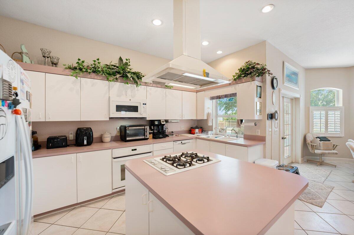 PORT ST LUCIE SECTION 37 - Residential