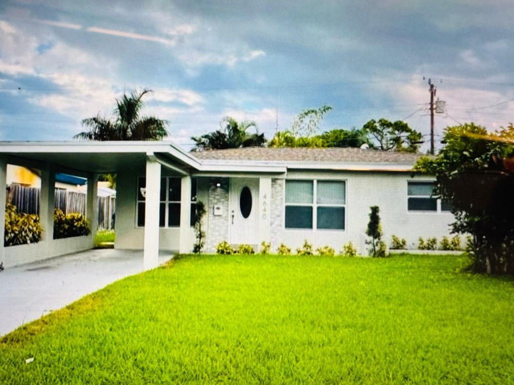 Photo of 4640 NE 5th Avenue Avenue #4640, Oakland Park, FL 33334 (MLS # B26018757)