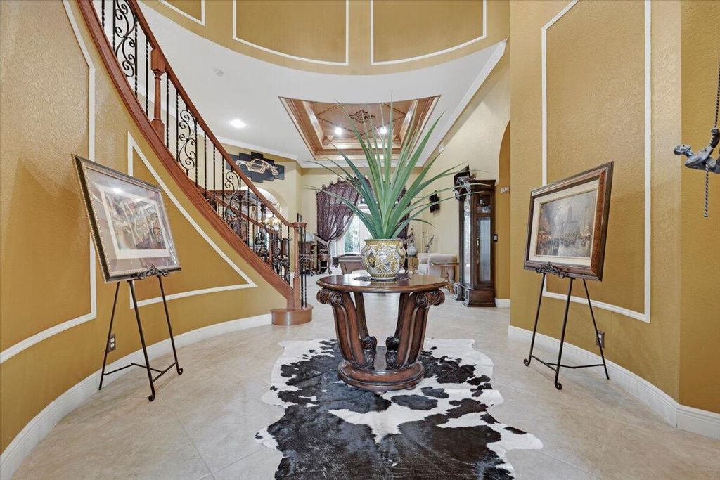 Photo of 10726 Versailles Boulevard, Wellington, FL 33449 (MLS # R10922982)