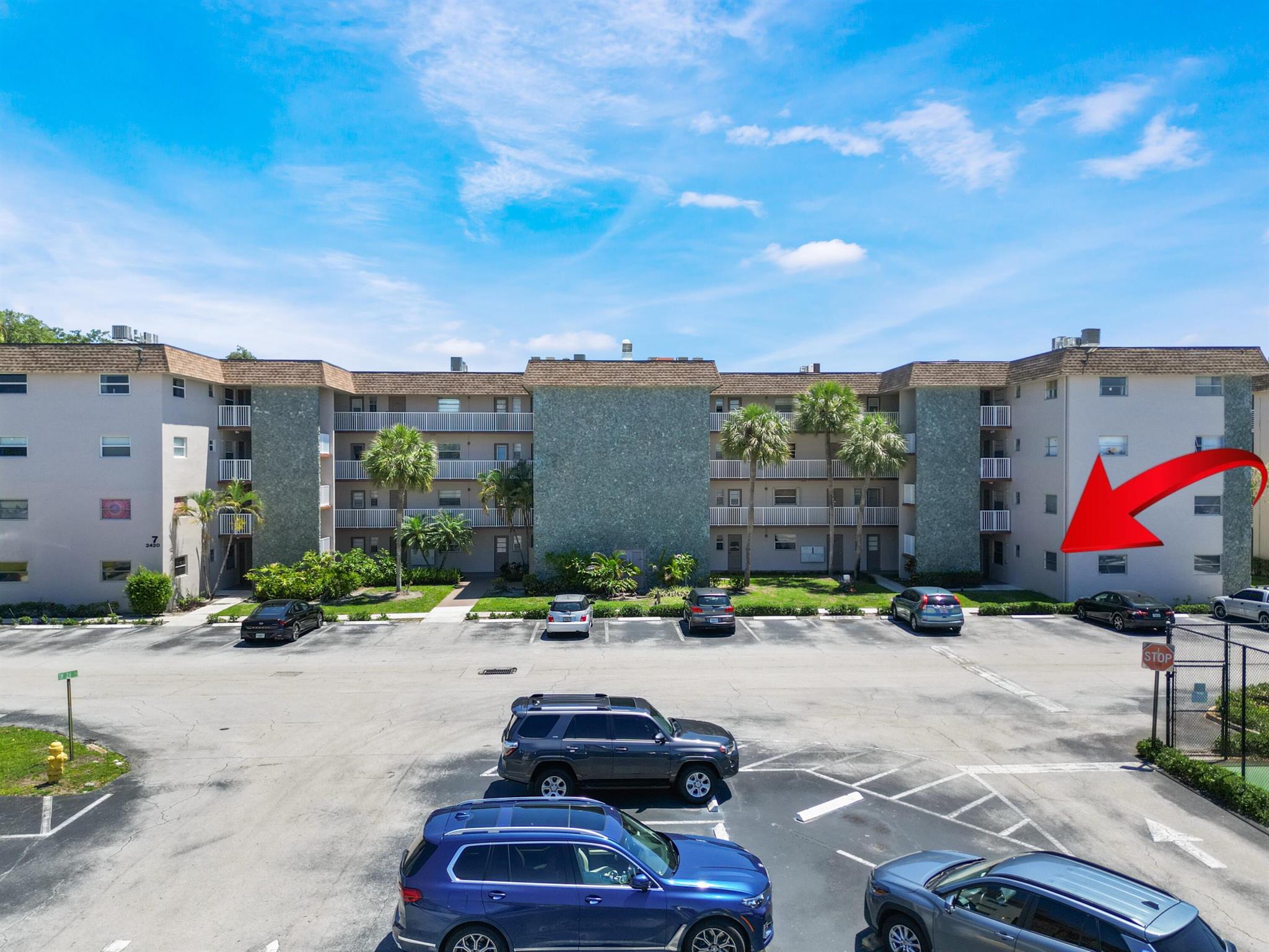 ARROWHEAD CONDO NO VII - Residential