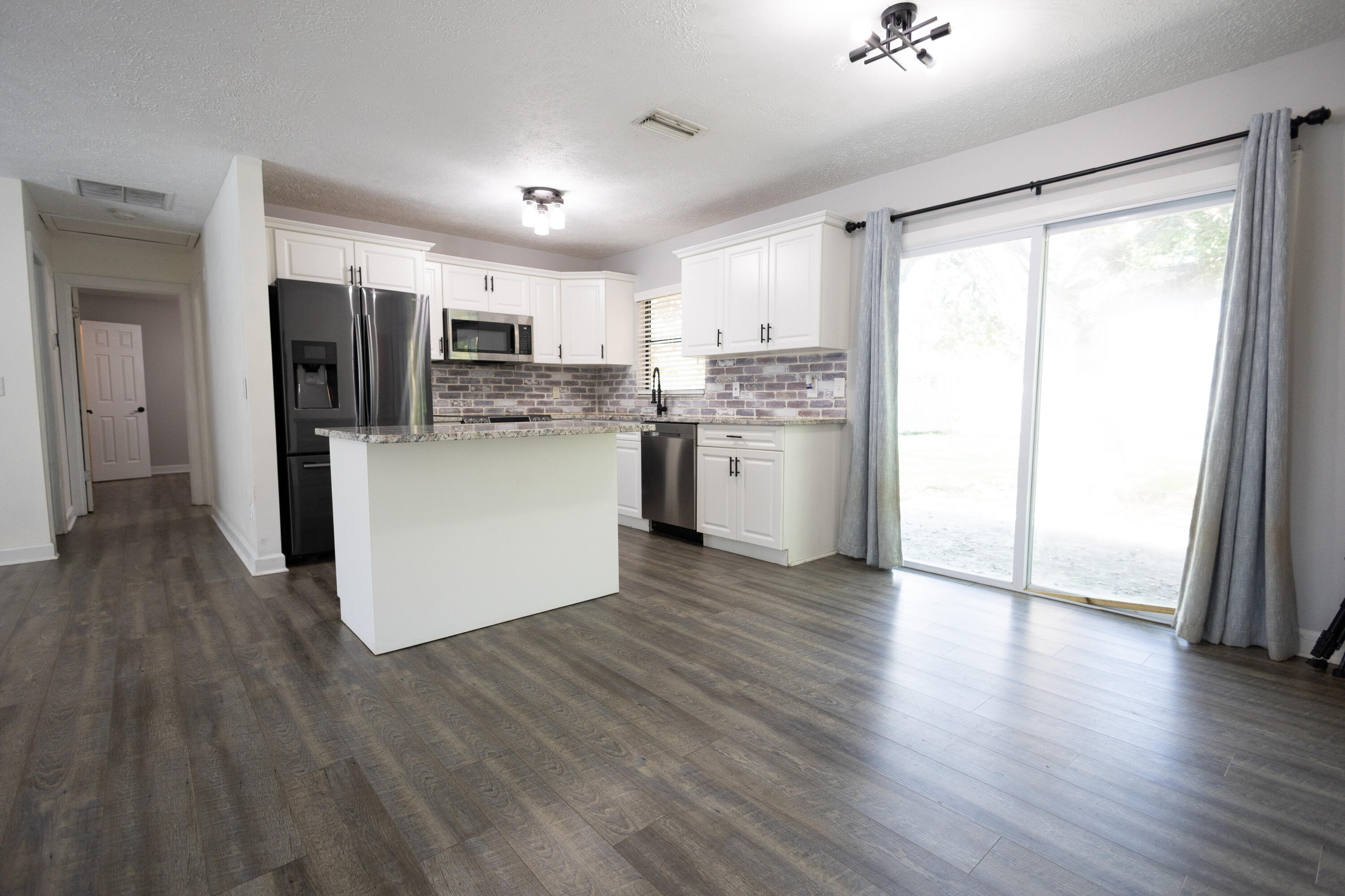 PORT ST LUCIE SECTION 8 - Residential