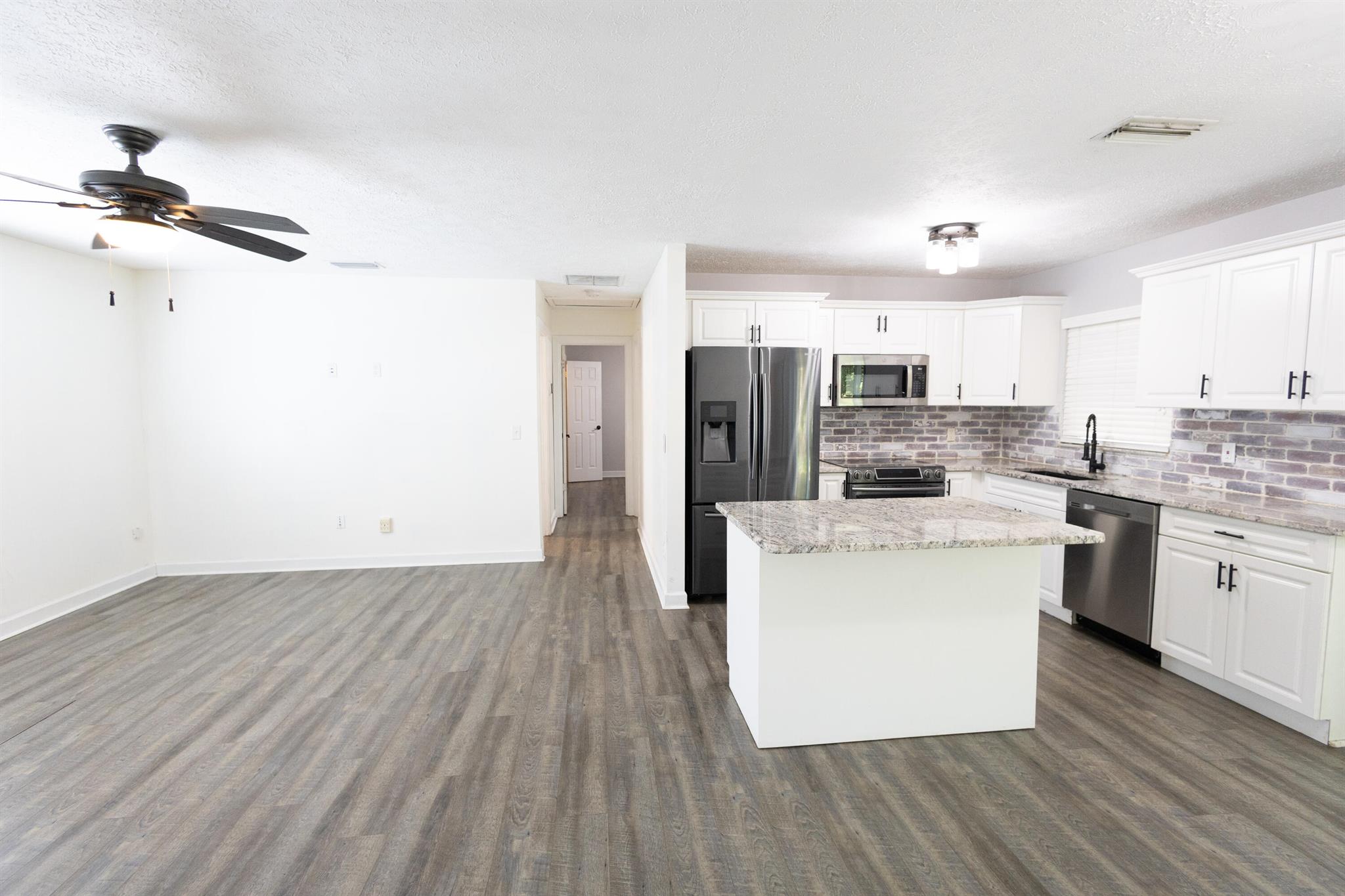 PORT ST LUCIE SECTION 8 - Residential