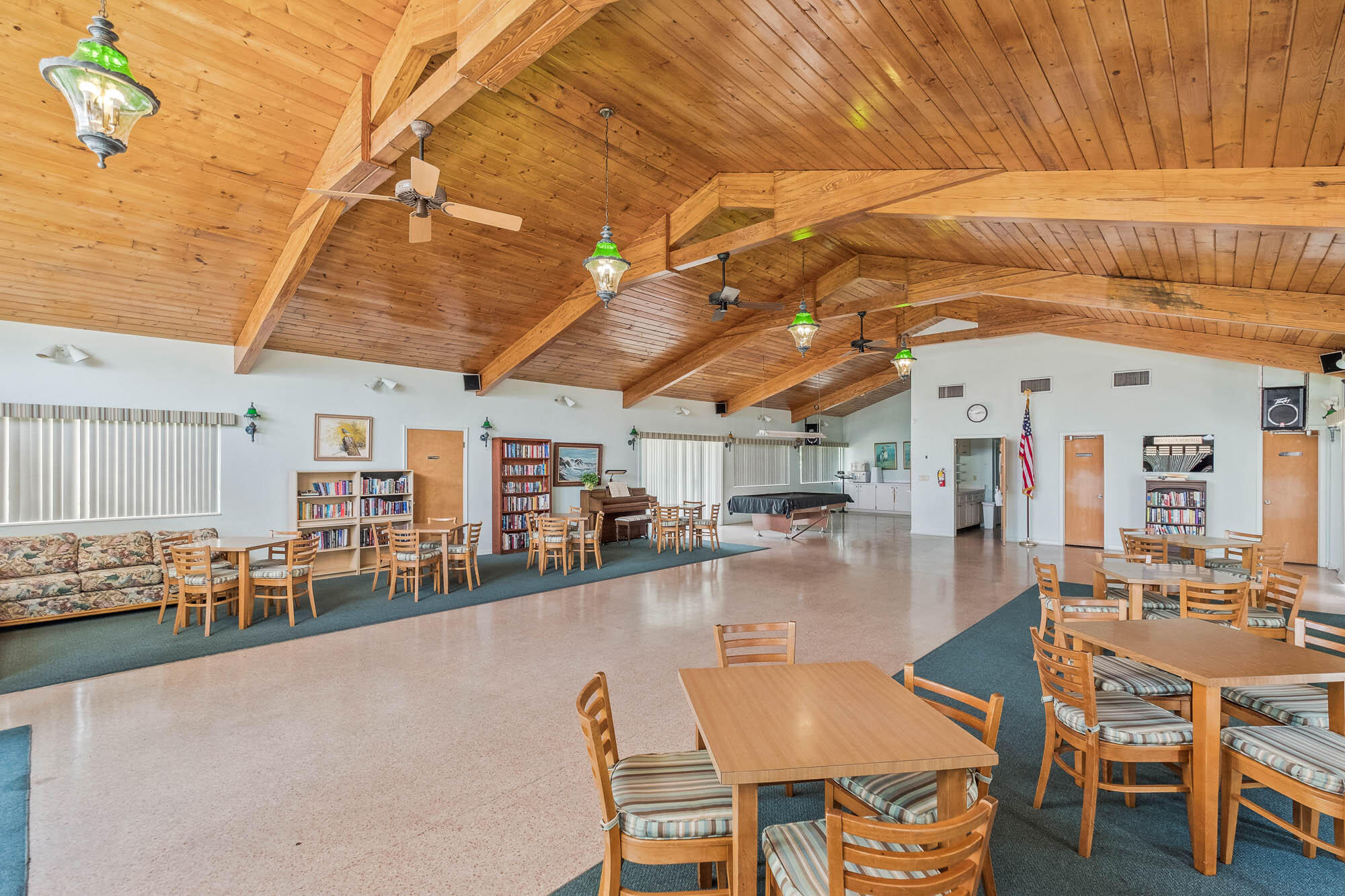 LAKESIDE POINT APT 2 CONDO - Residential Lease