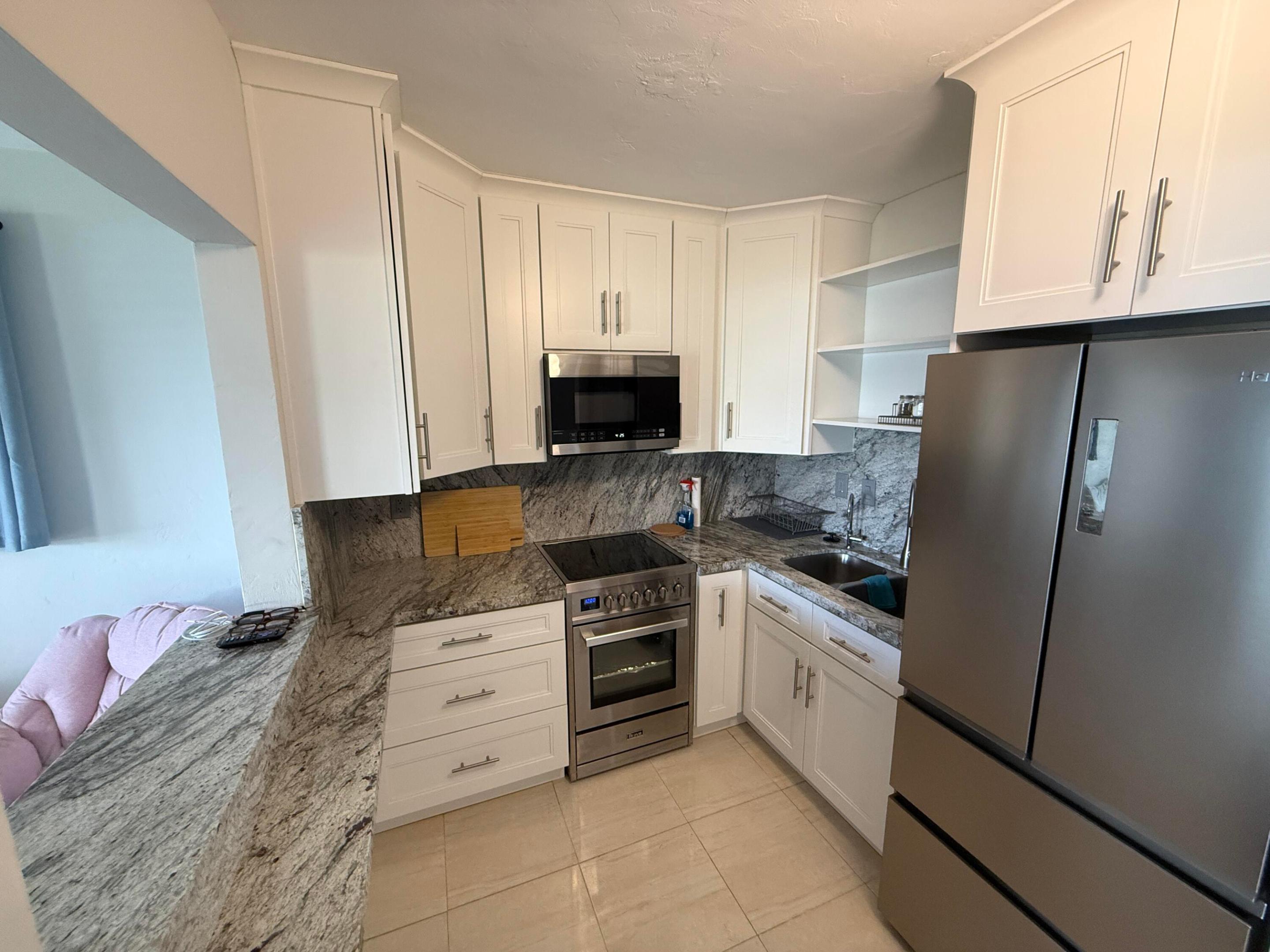 LAKESIDE POINT APT 2 CONDO - Residential Lease