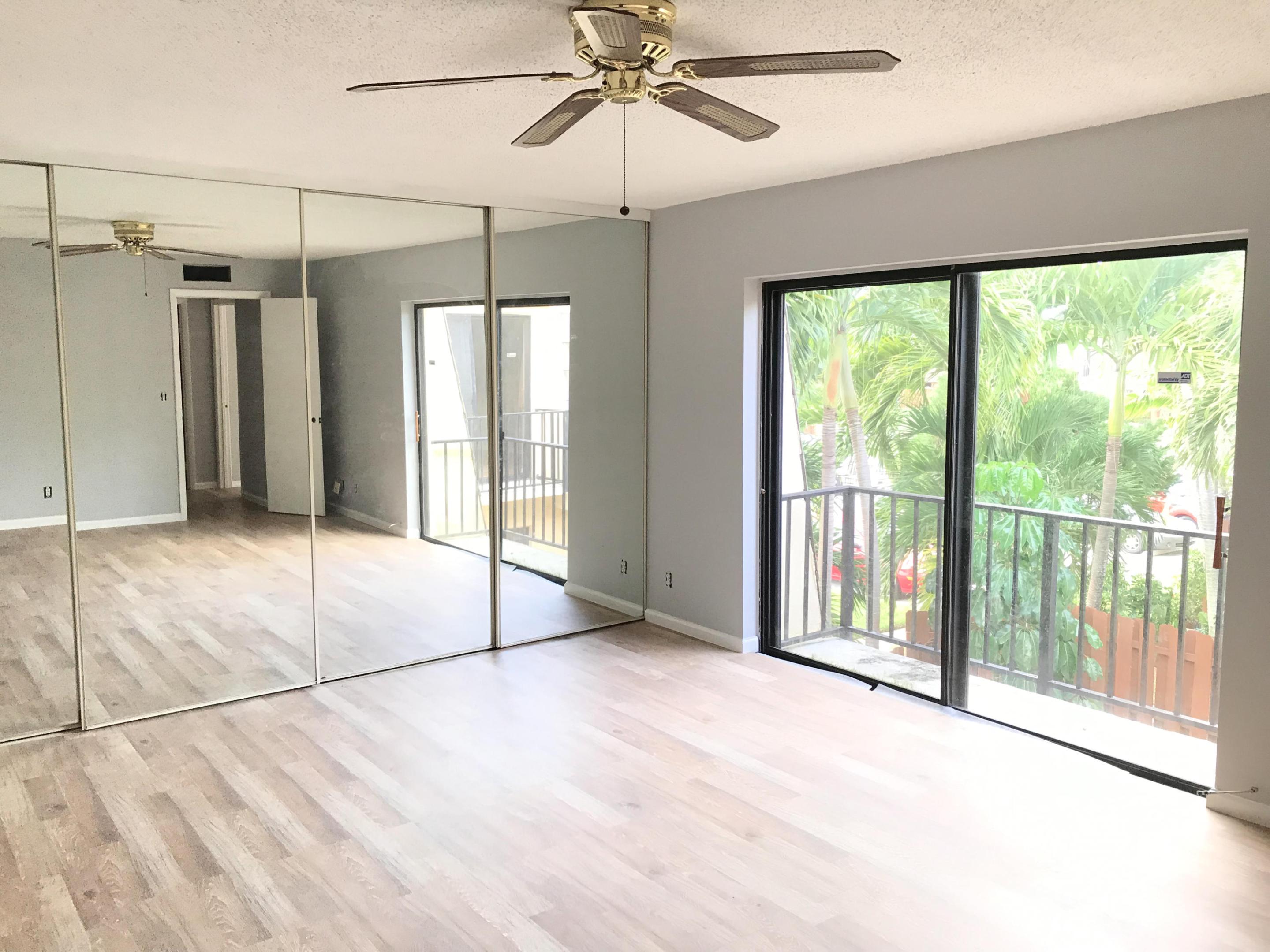 SPRINGDALE HOMES - Residential