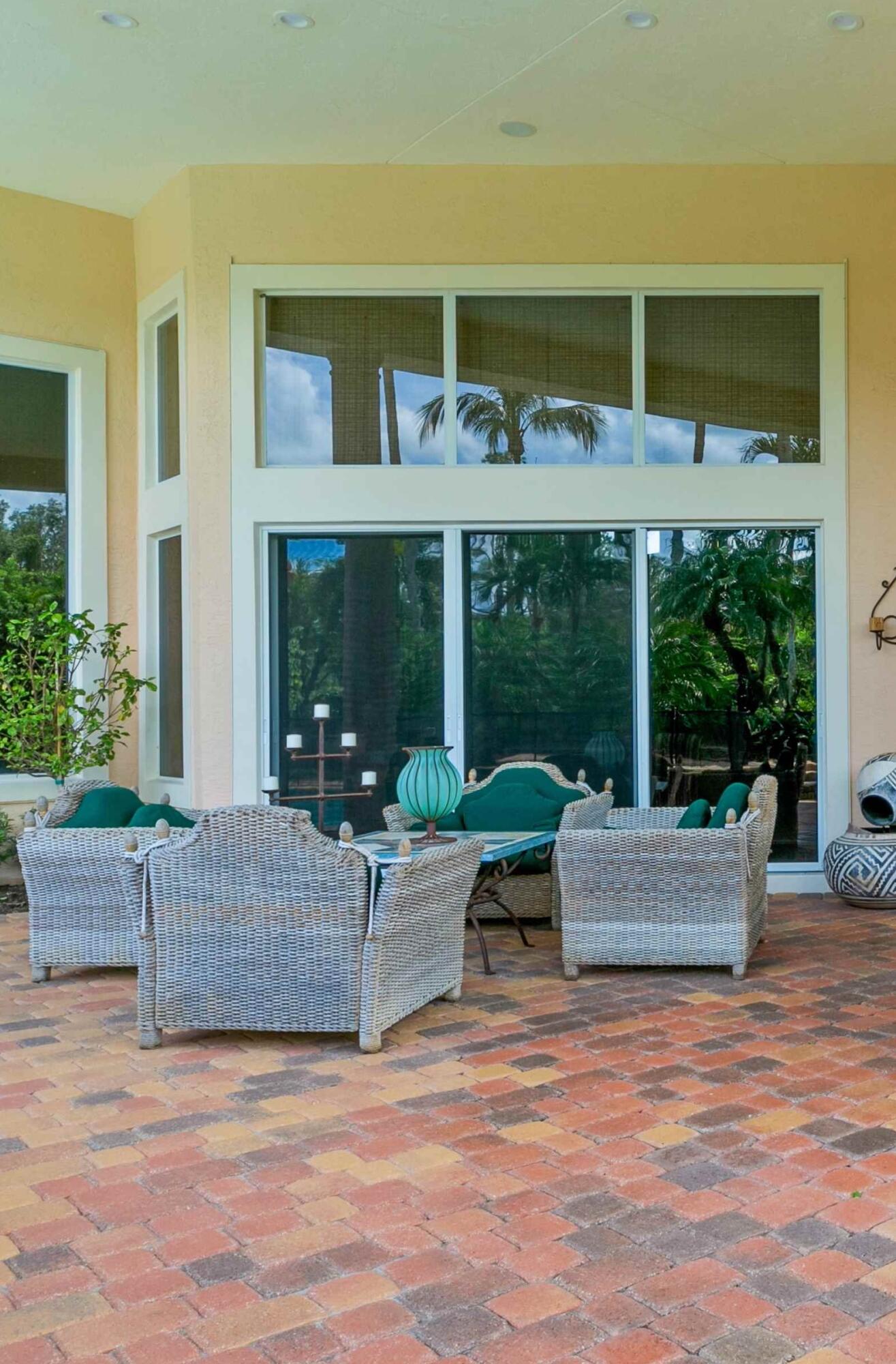 EQUESTRIAN CLUB ESTATES 1 - Residential