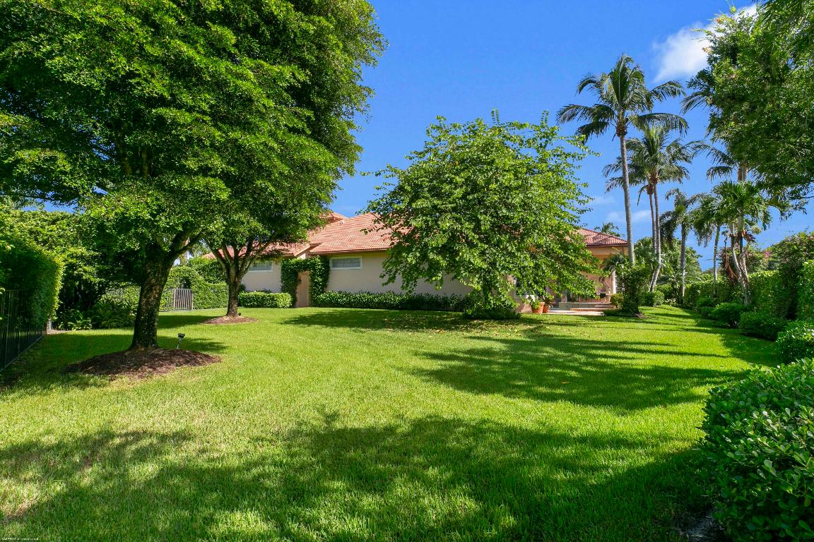 EQUESTRIAN CLUB ESTATES 1 - Residential