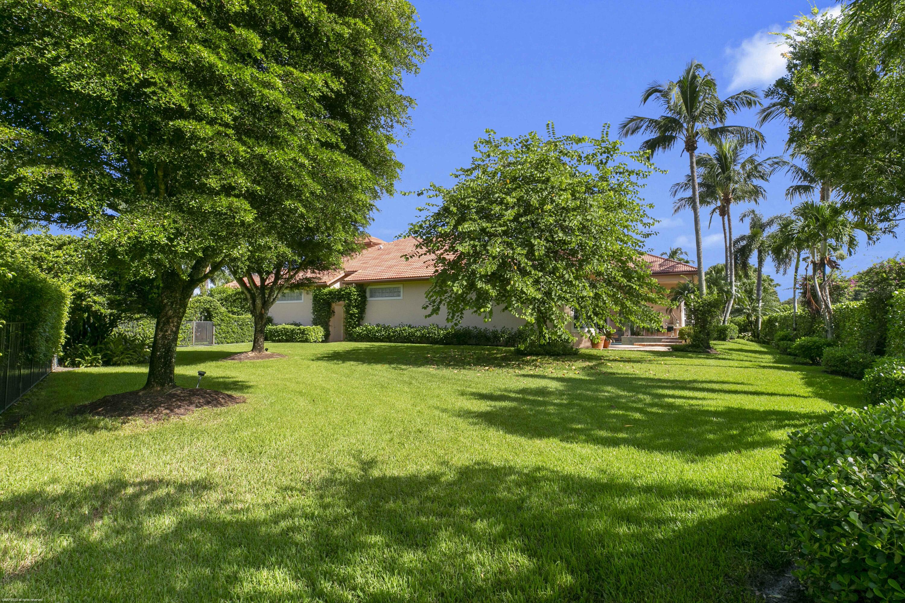 EQUESTRIAN CLUB ESTATES 1 - Residential