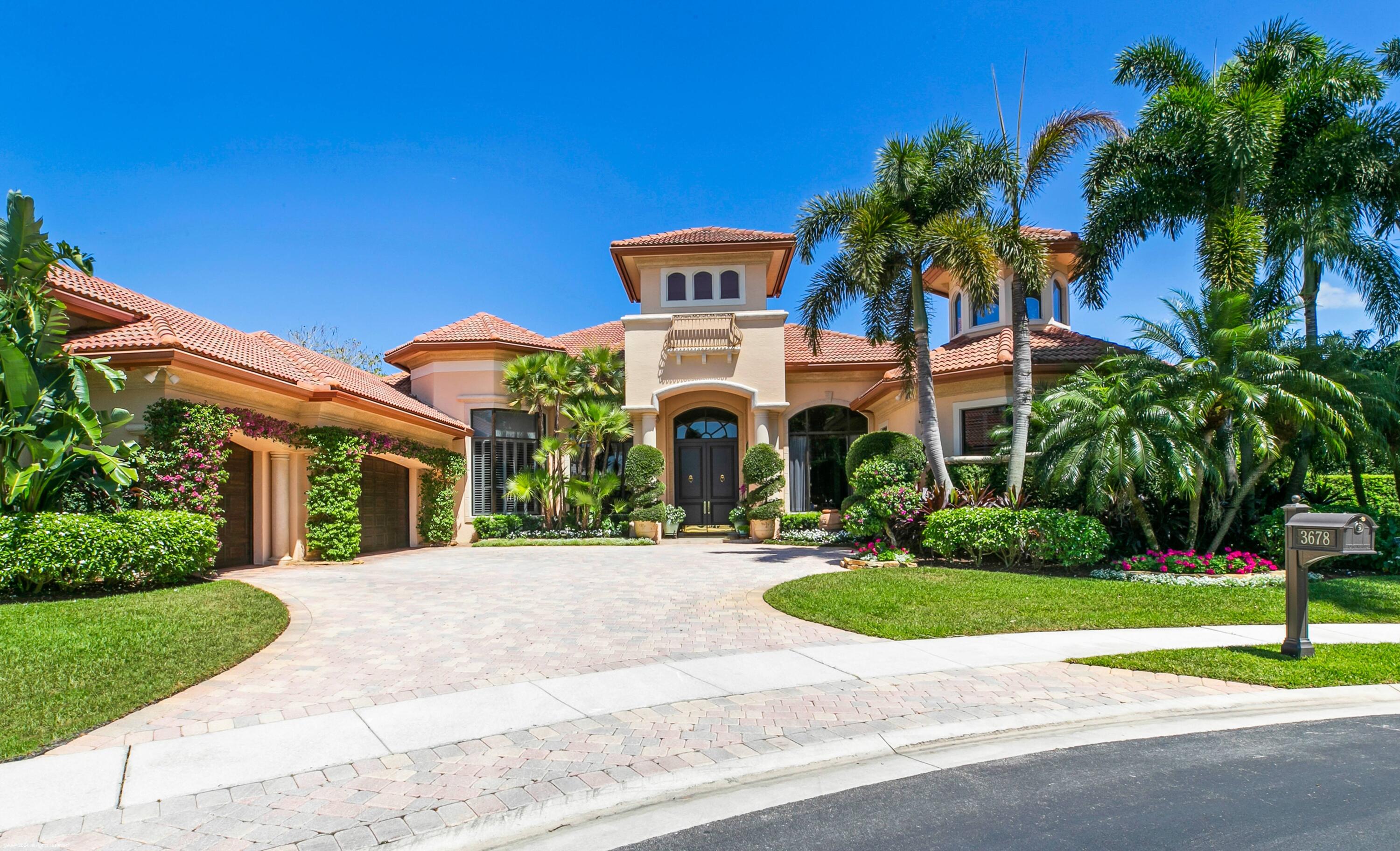 3678 Touch Of Class Court