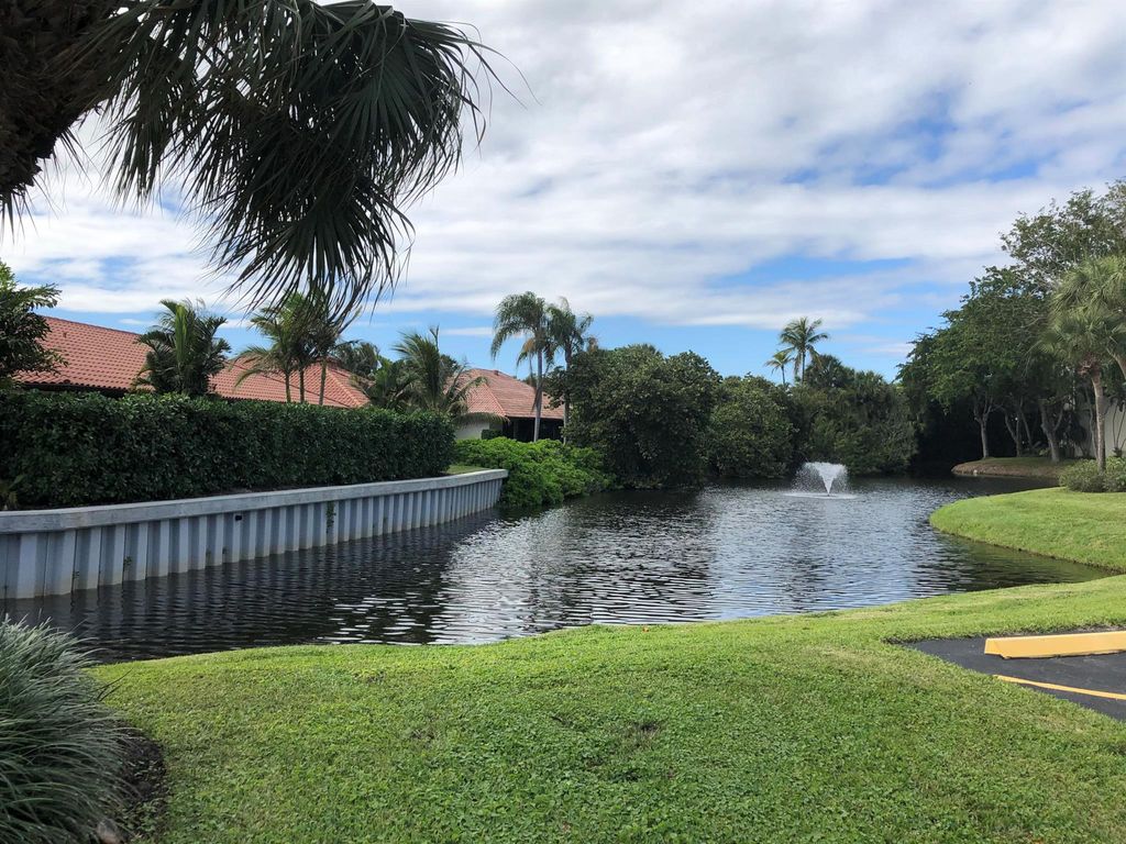 Photo of 1605 S Us Highway 1 #B303, Jupiter, FL 33477 (MLS # R10979226)