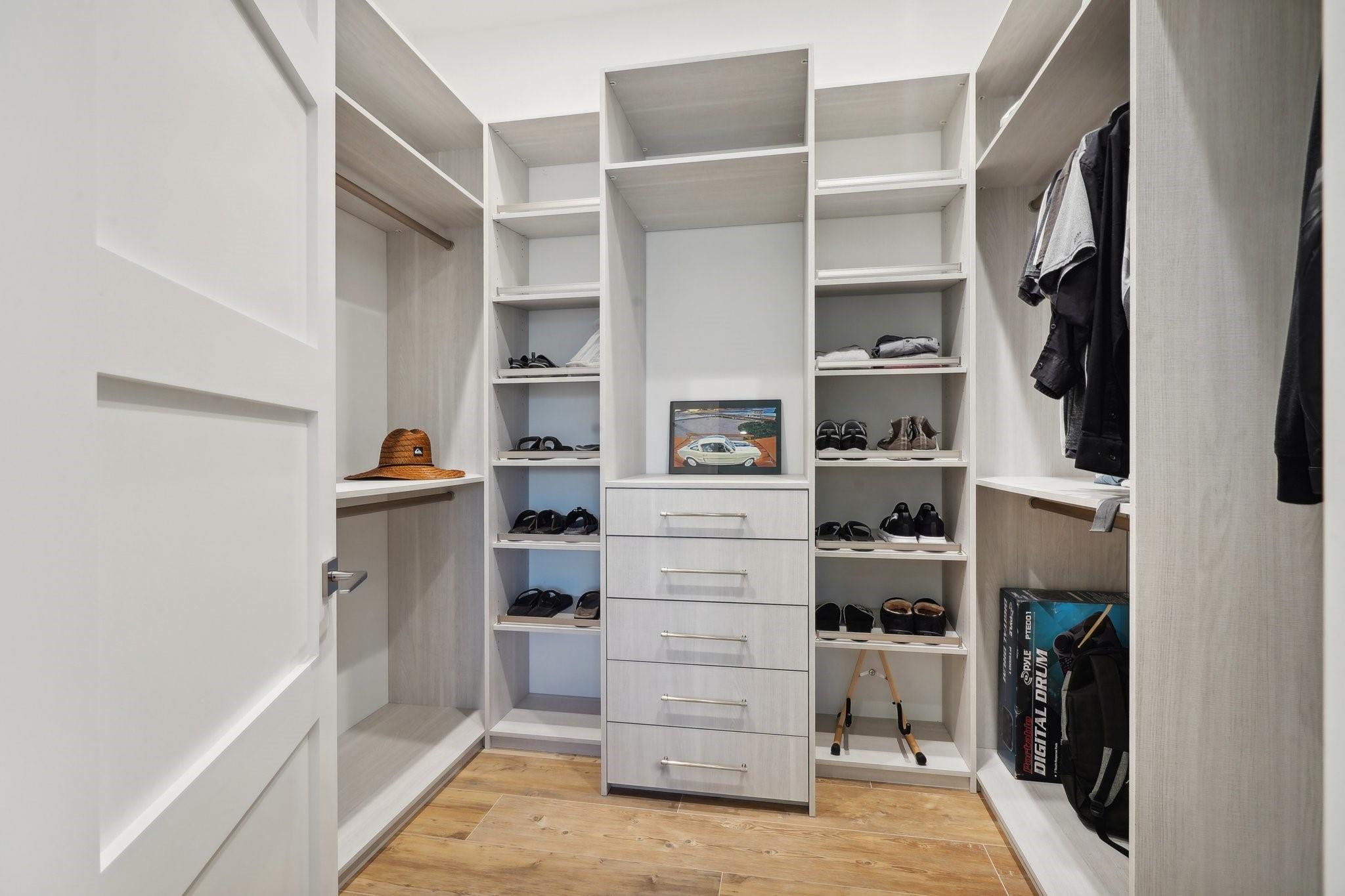 COVE 5TH SEC - Residential