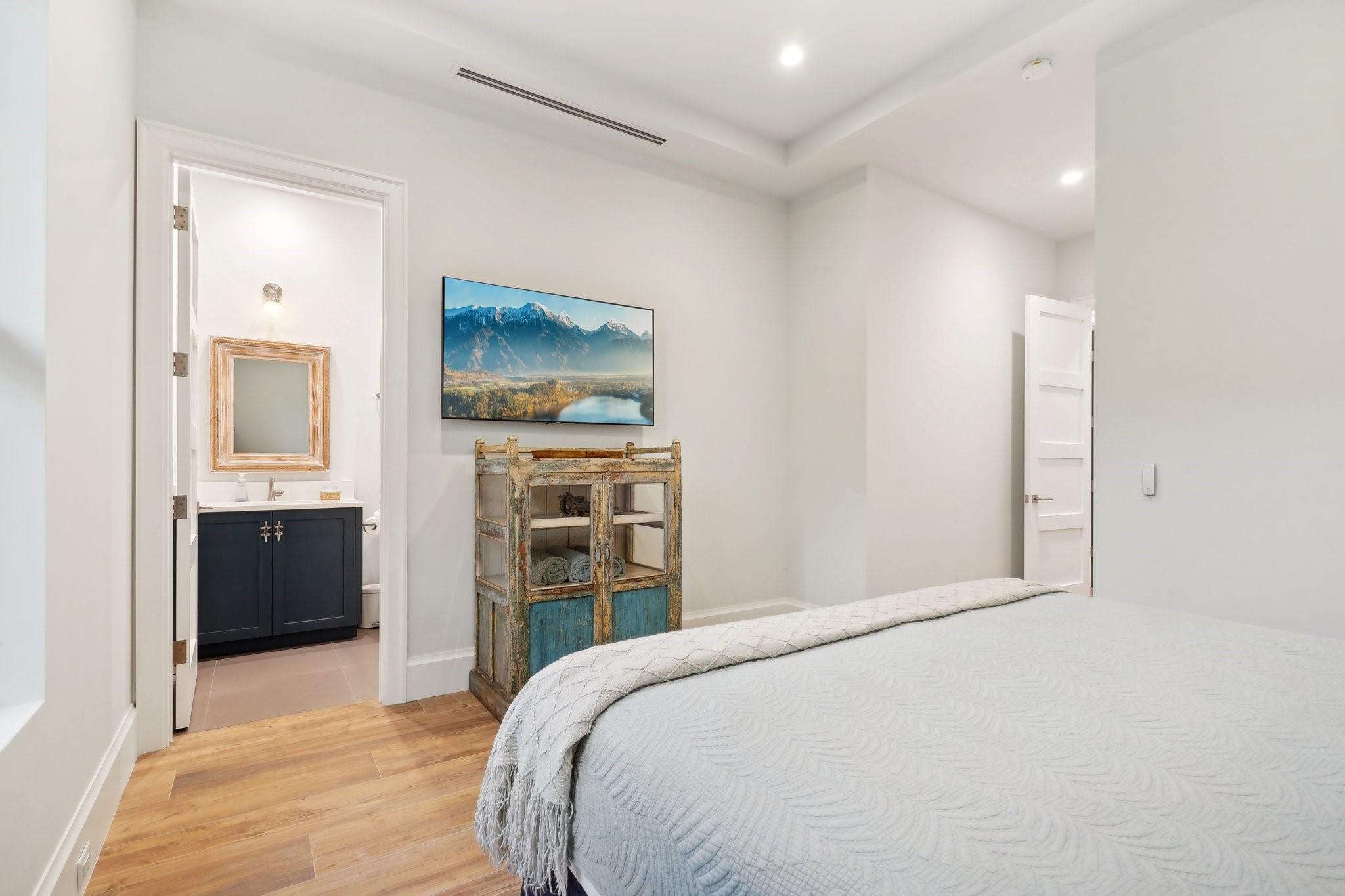 COVE 5TH SEC - Residential