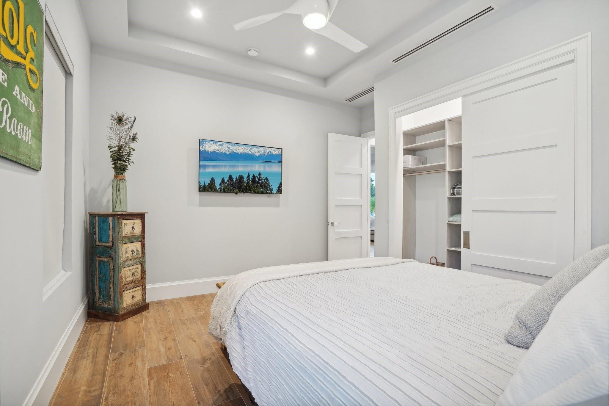 COVE 5TH SEC - Residential