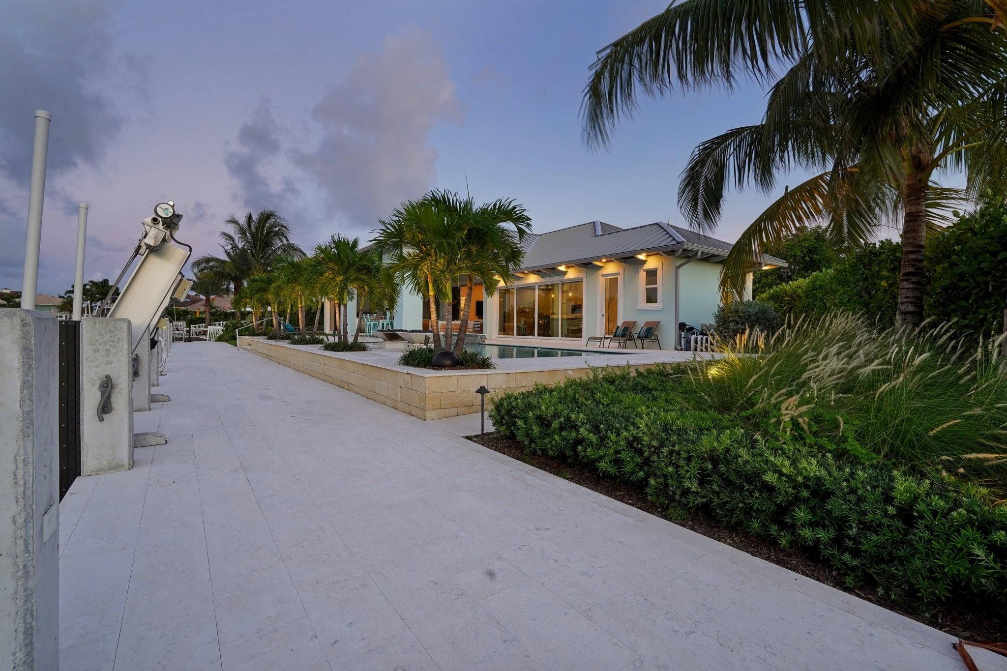 COVE 5TH SEC - Residential