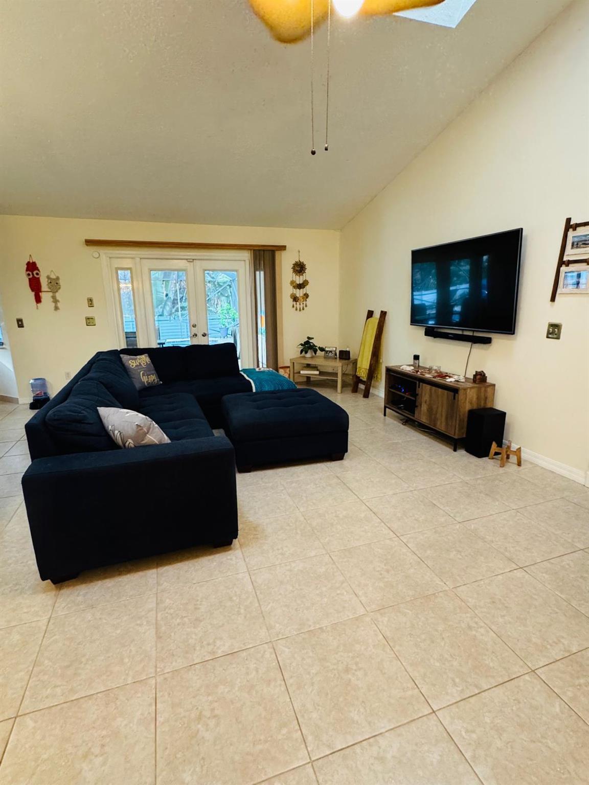 PORT ST LUCIE SECTION 6 - Residential