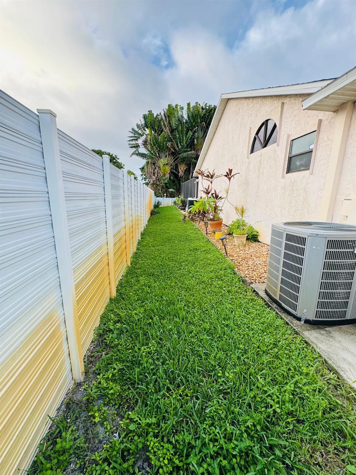 PORT ST LUCIE SECTION 6 - Residential