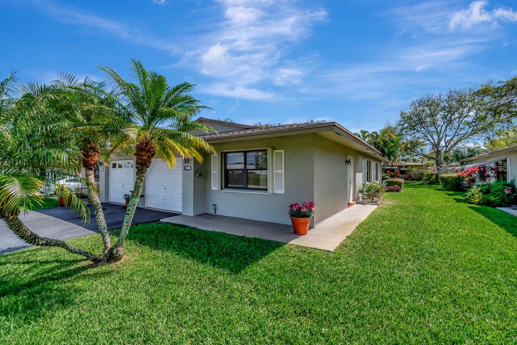 Photo of 1516 Palmland Drive, Boynton Beach, FL 33436 (MLS # R10964022)