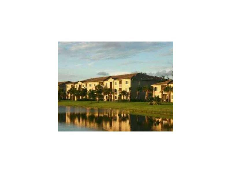 EVERGREEN LAKES - Residential