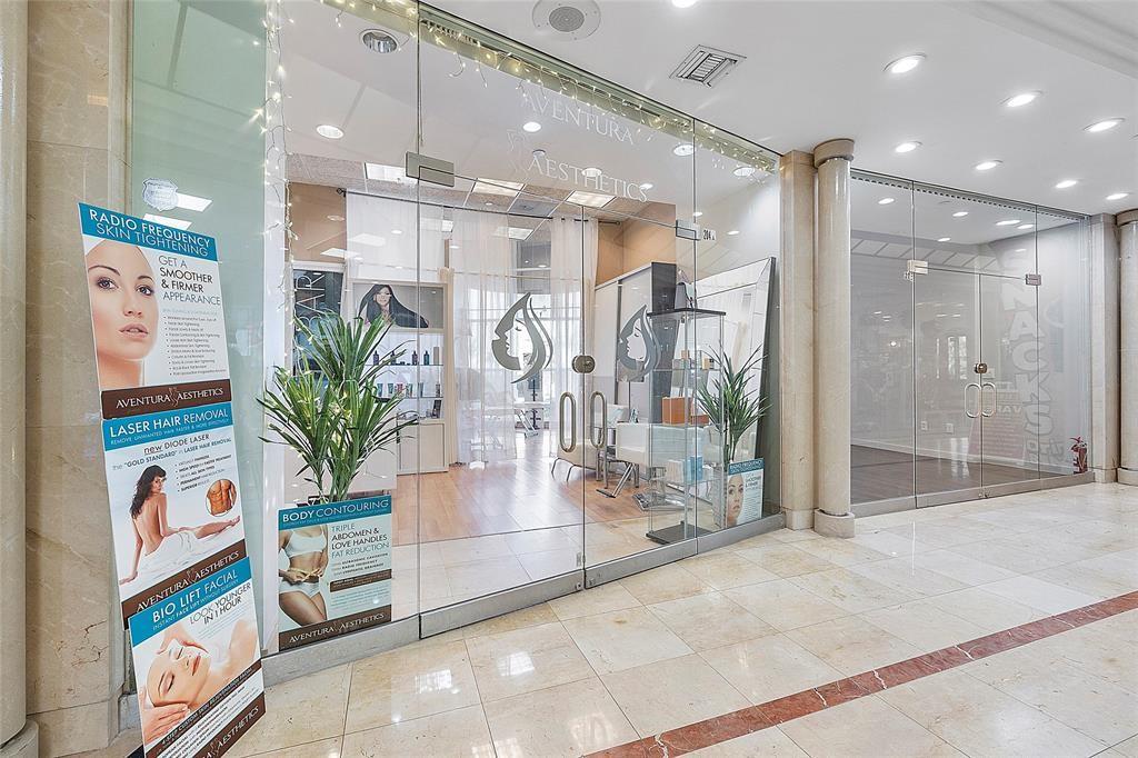 THE AVENTURA BEACH CLUB - Residential