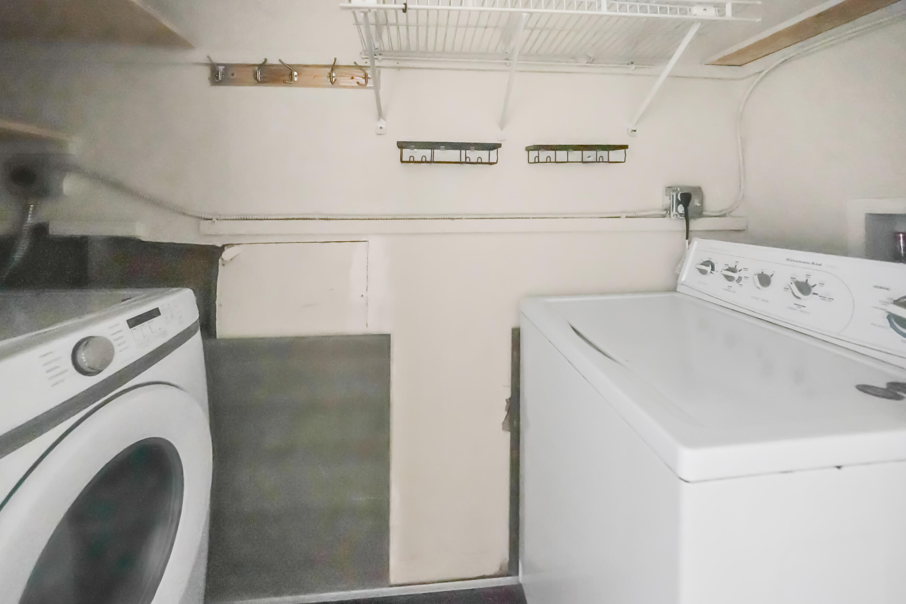 ANDES CONDO - Residential Lease