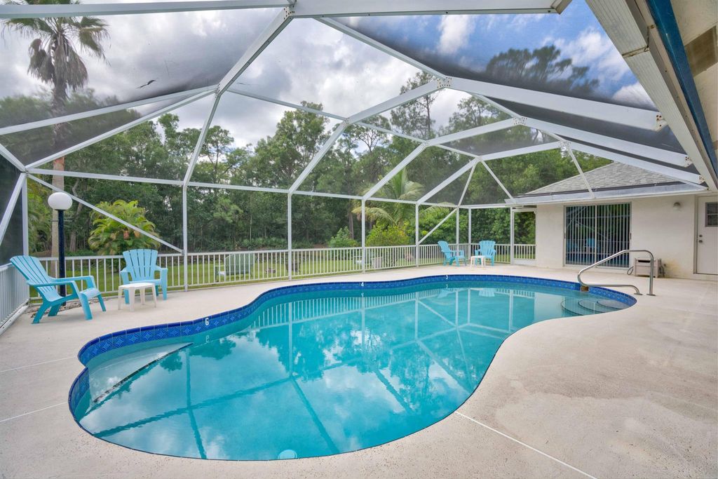 Photo of 12168 Sandy Run Road, Jupiter, FL 33478 (MLS # R11020922)