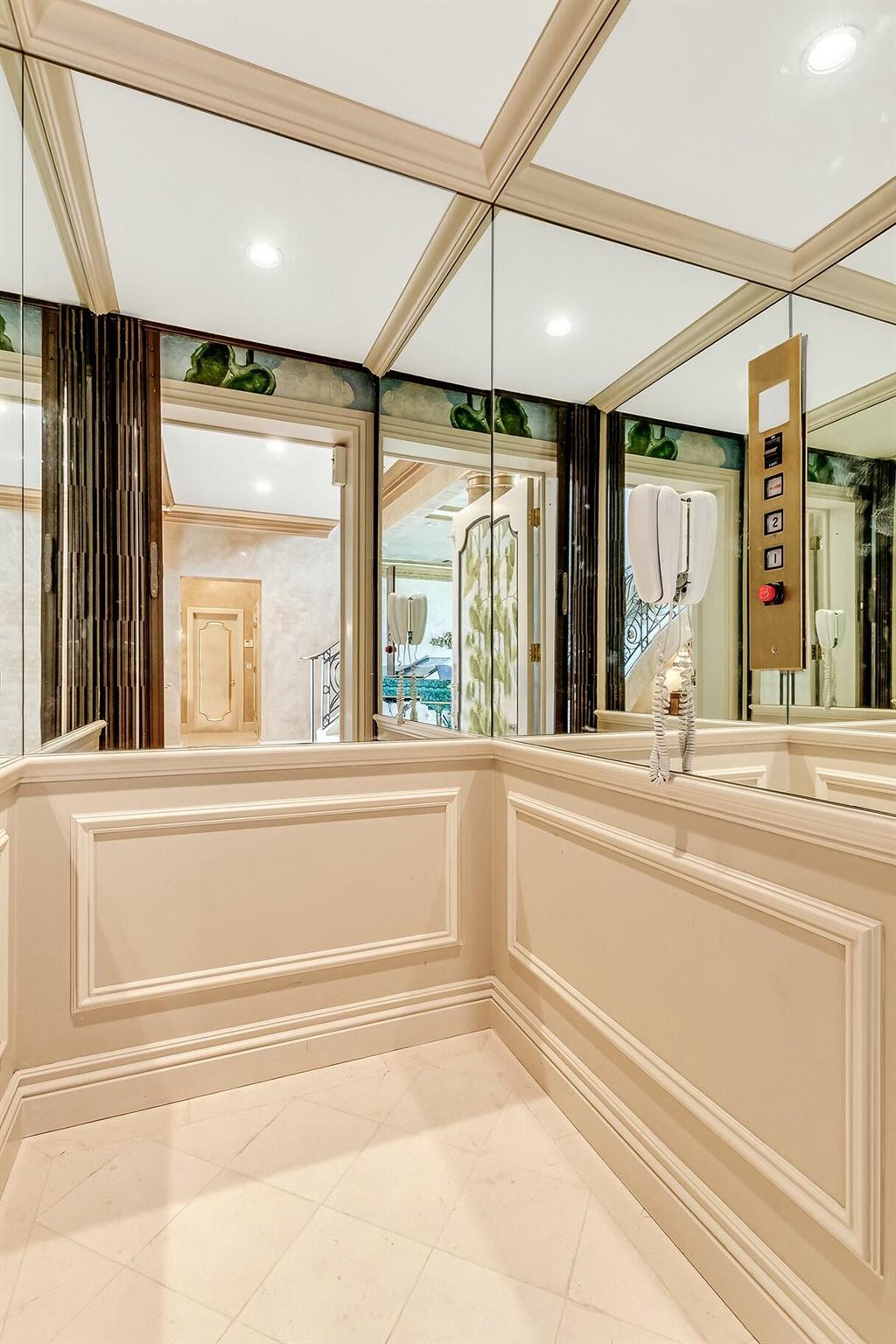 Jupiter Island - Residential