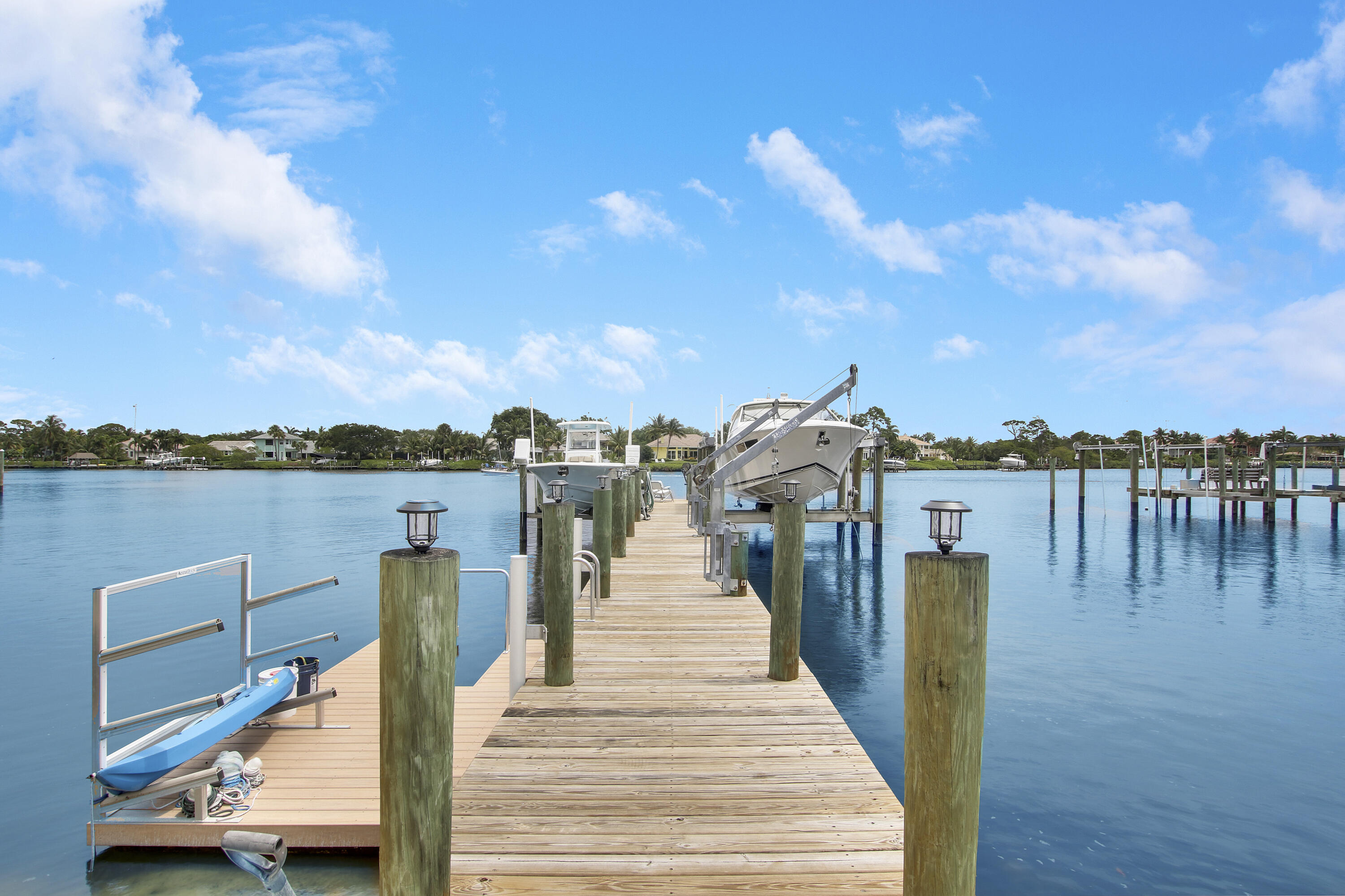 HUNT CLUB COLONY - Residential