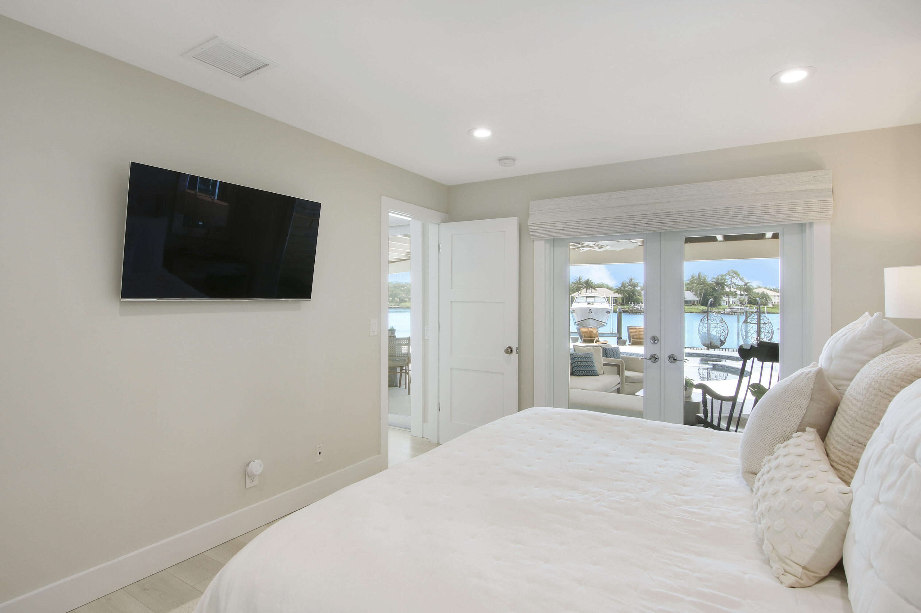 HUNT CLUB COLONY - Residential