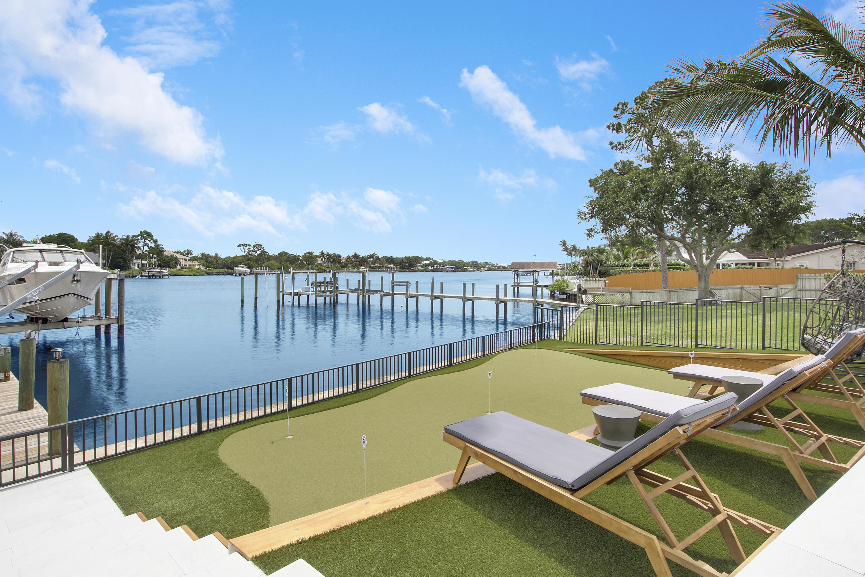 HUNT CLUB COLONY - Residential