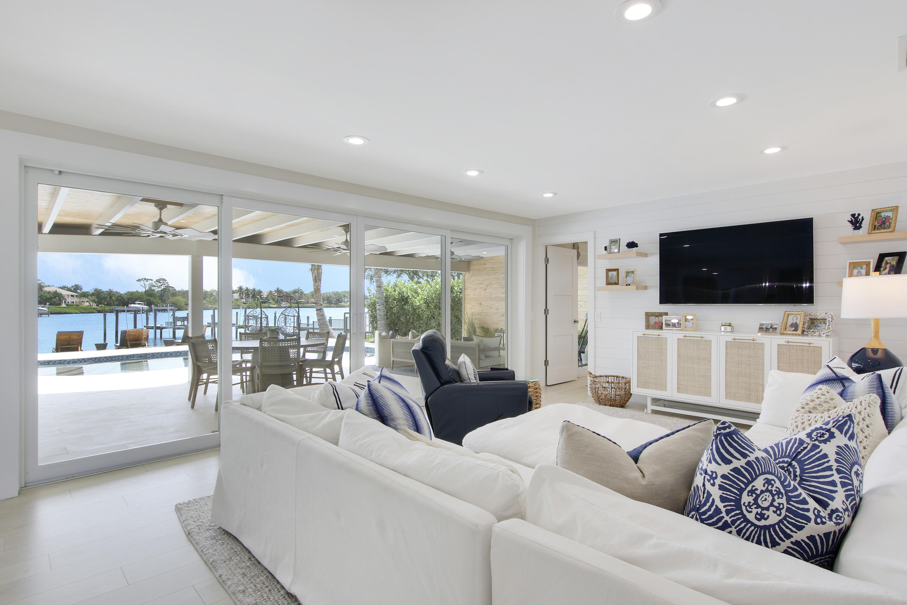 HUNT CLUB COLONY - Residential