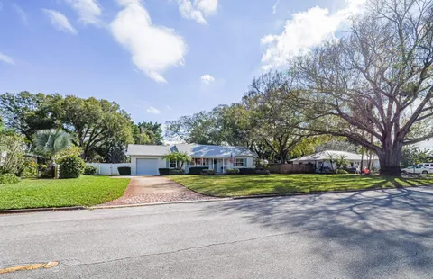 2180 Seville Ave, Vero Beach, FL 32960 - MLS#: F10485996