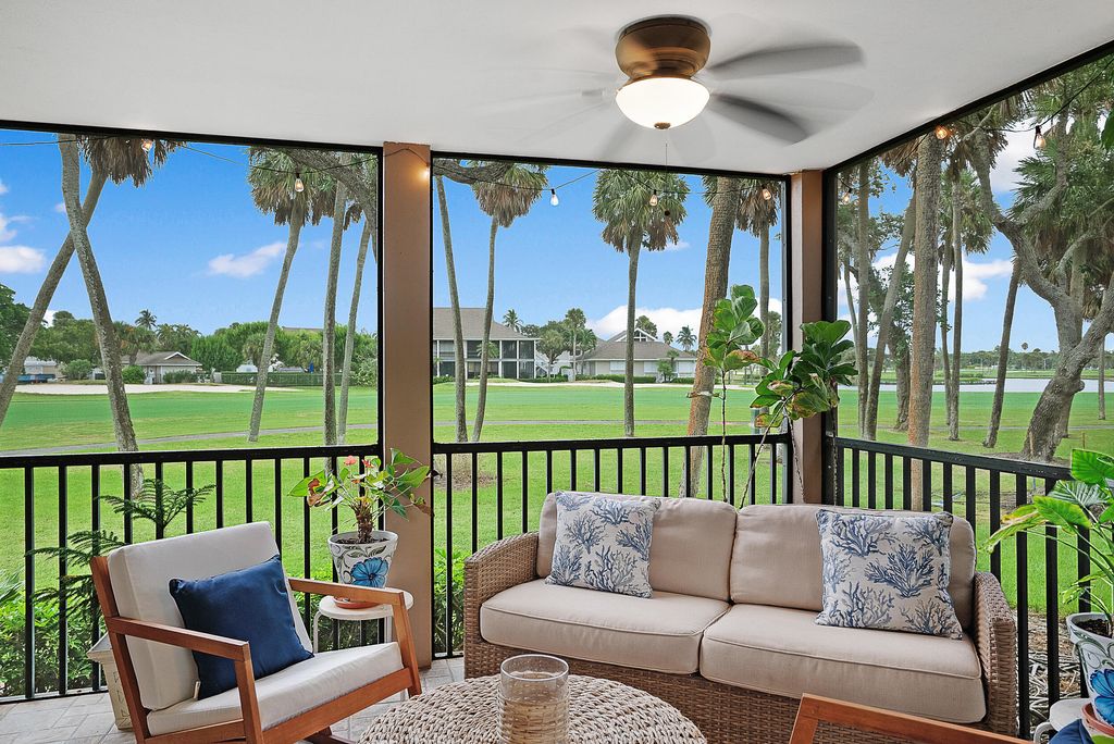 Photo of 269 NE Edgewater Drive, Stuart, FL 34996 (MLS # R11016206)