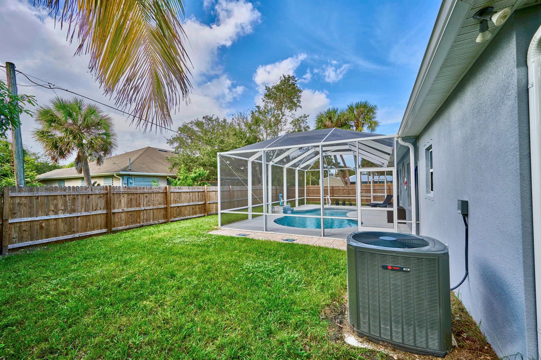 SEBASTIAN HIGHLANDS - NO HOA - Residential