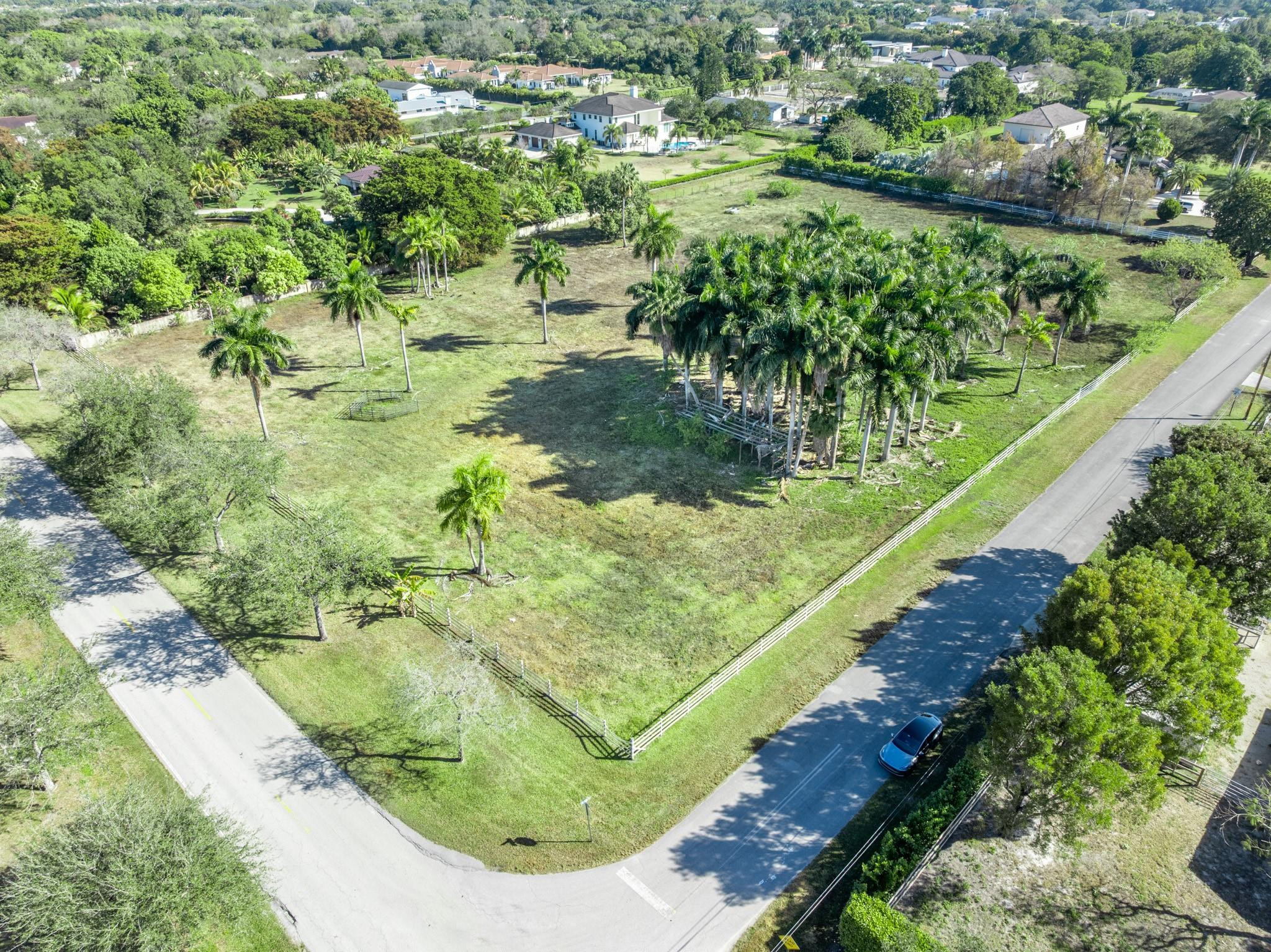 ROLLING OAKS ESTATES - Land