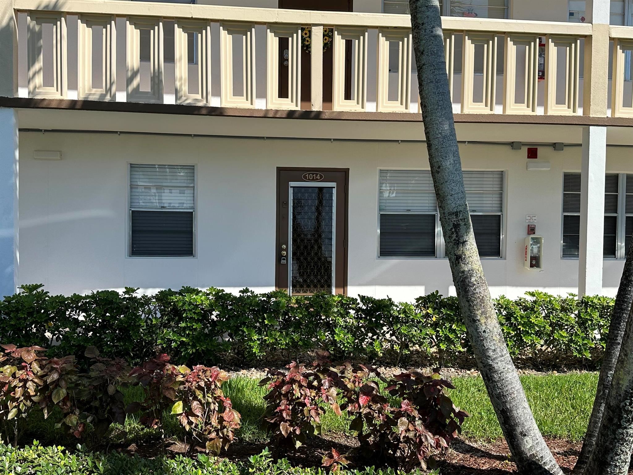 CENTURY VILLAGE CONDO - Residential