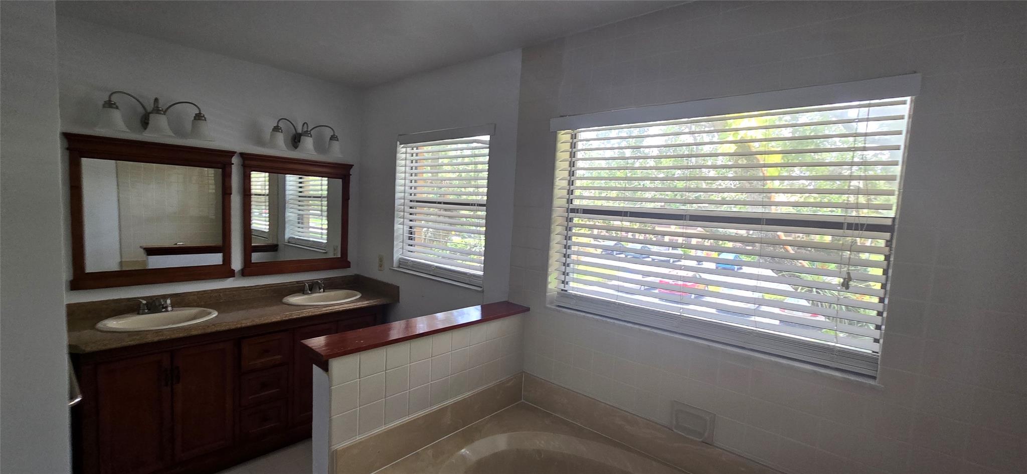 Bonaire Woodmont - Residential