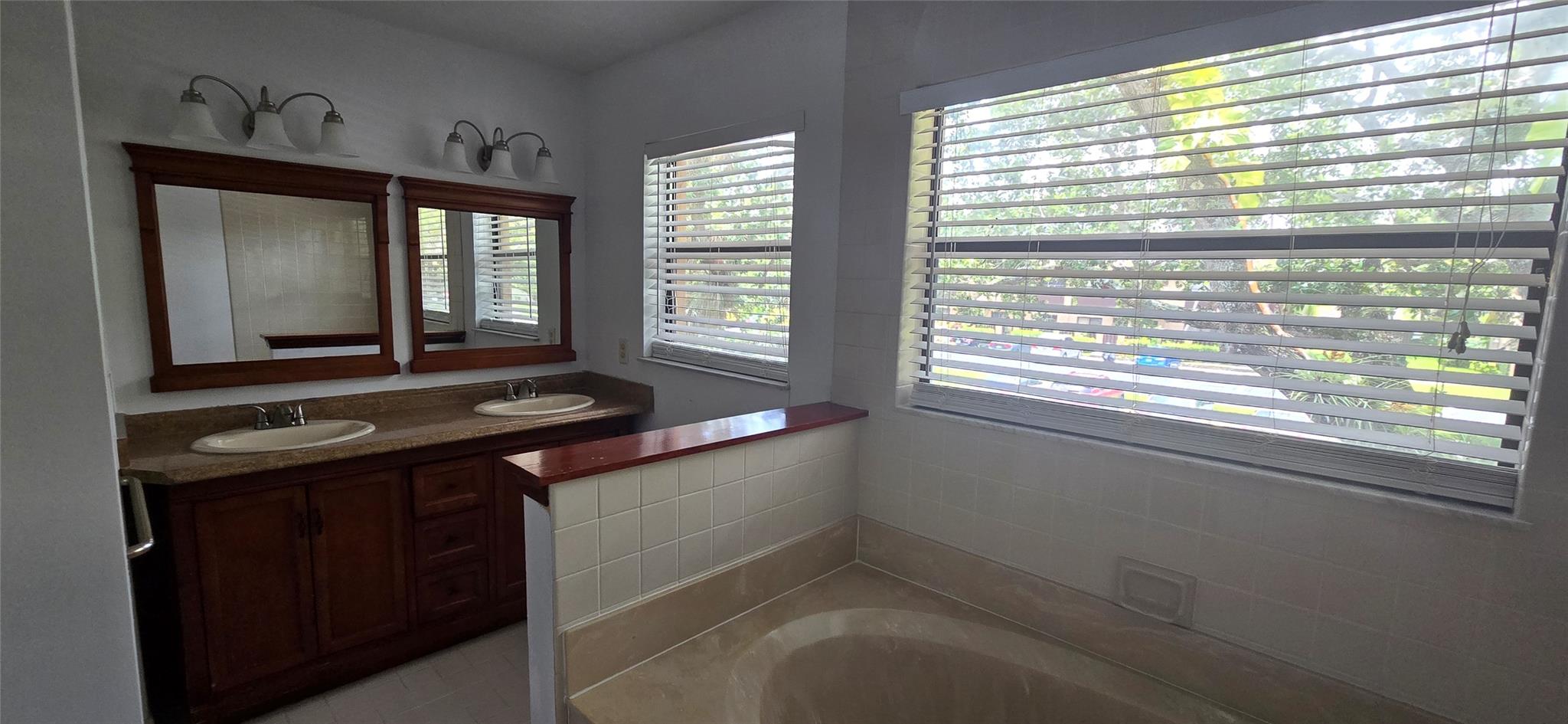 Bonaire Woodmont - Residential