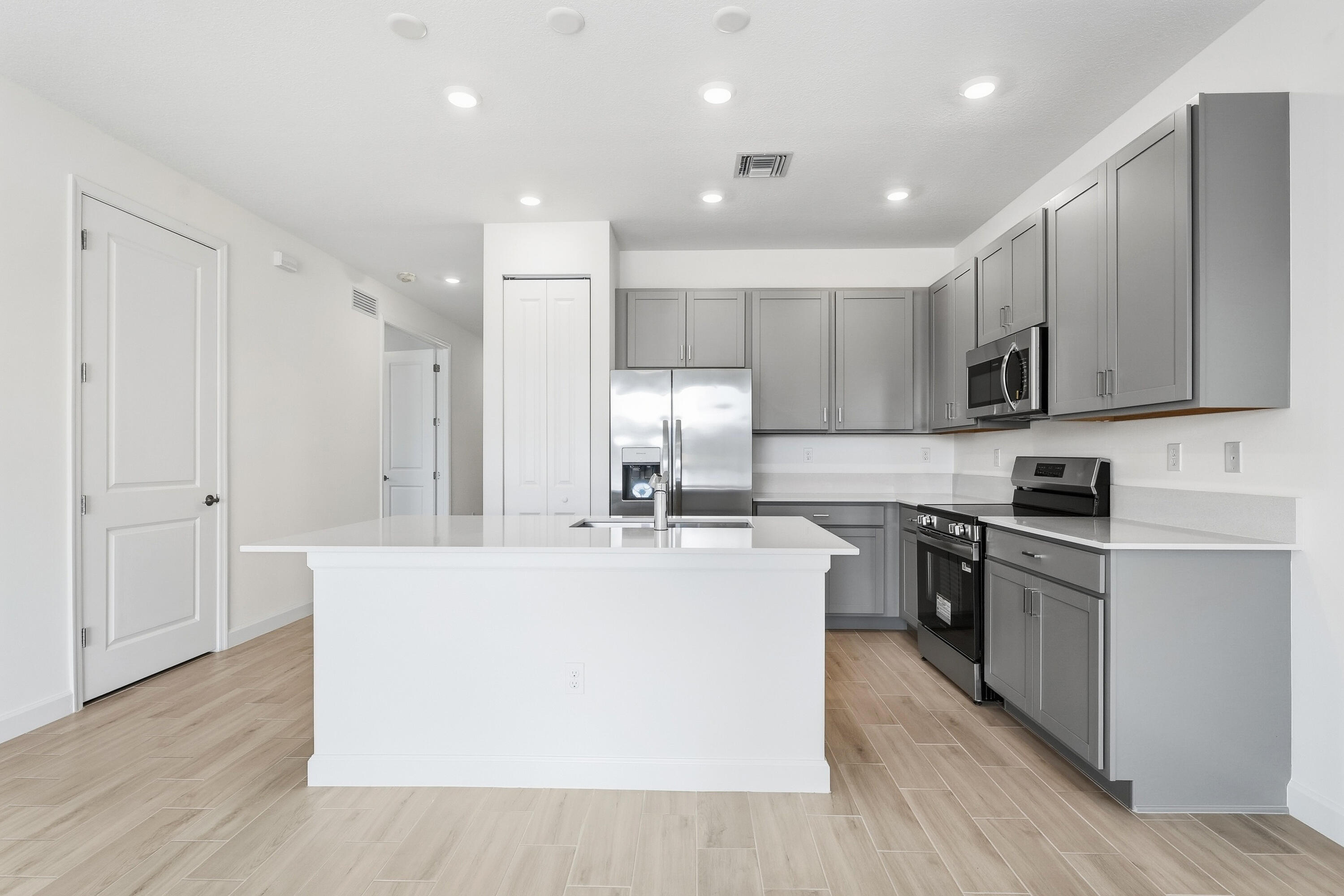 SEAGROVE PUD - Residential Lease