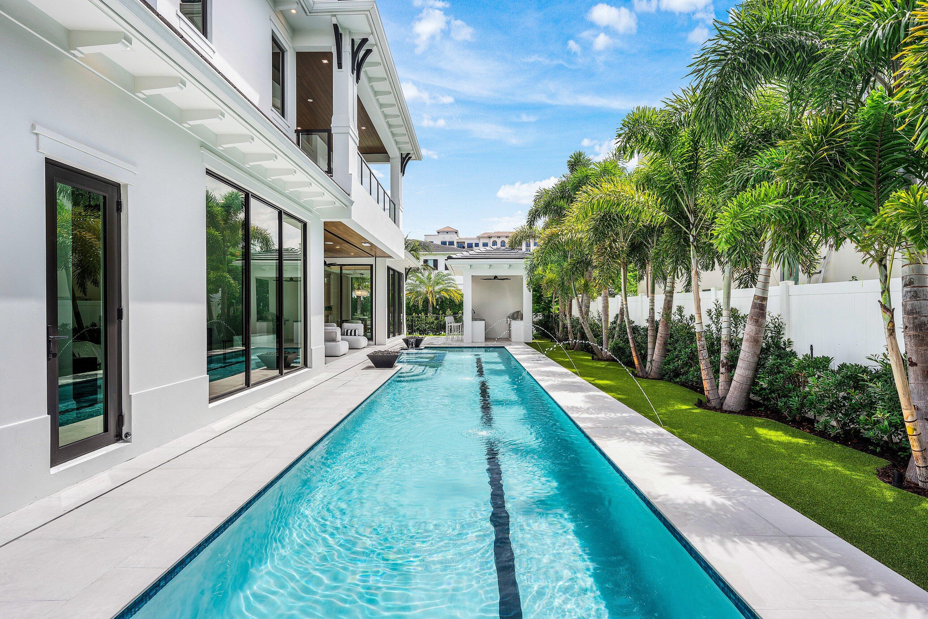 KINGS COURT REPLAT IN - Residential