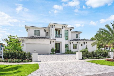 Tiny photo for 201 NE 4th Avenue, Boca Raton, FL 33432 (MLS # R11093687)