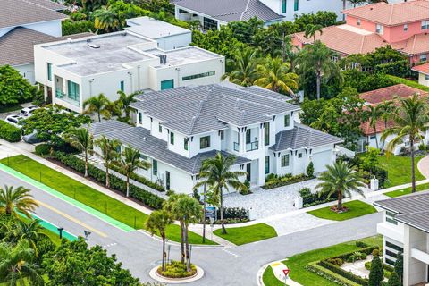 Tiny photo for 201 NE 4th Avenue, Boca Raton, FL 33432 (MLS # R11093687)