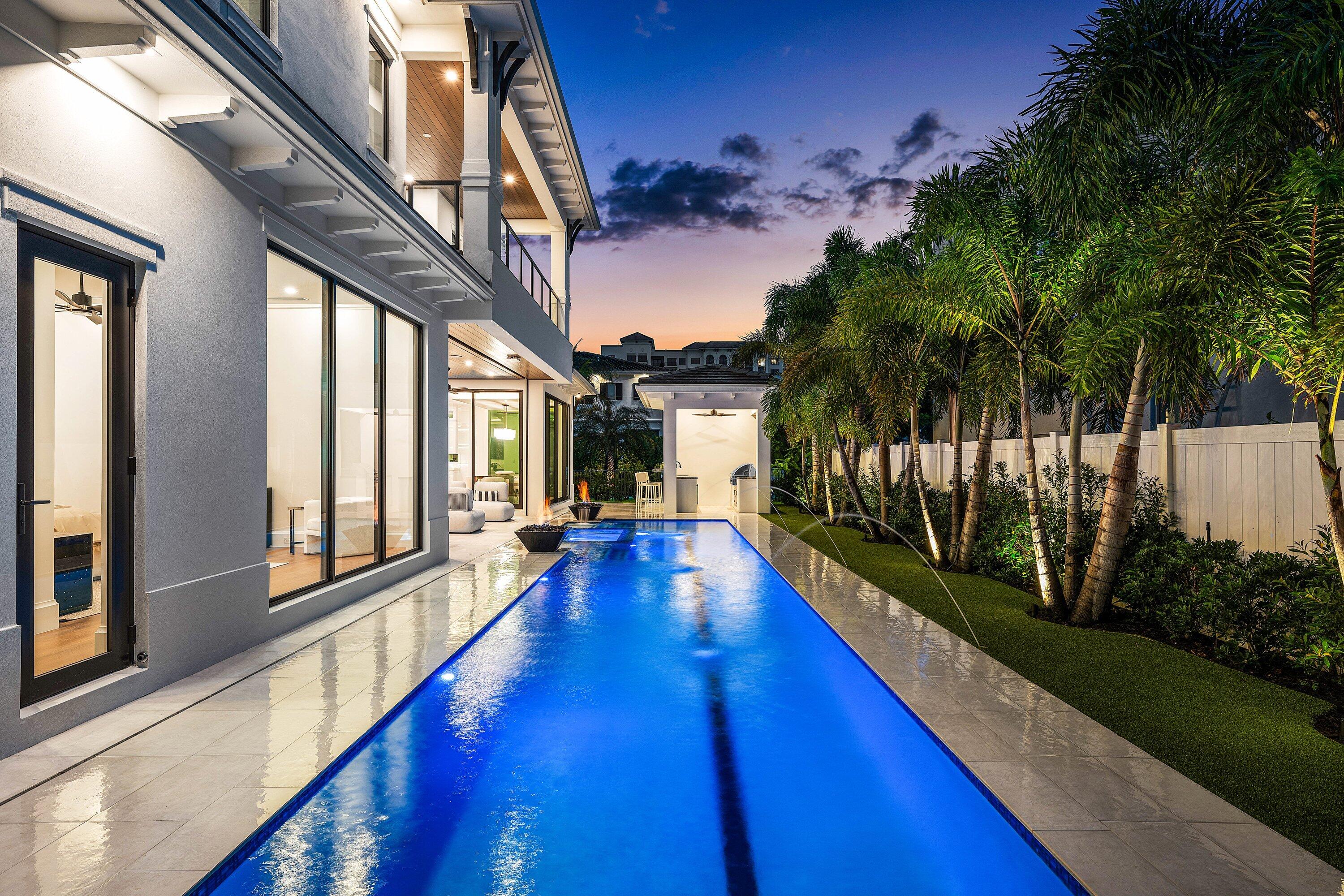 KINGS COURT REPLAT IN - Residential