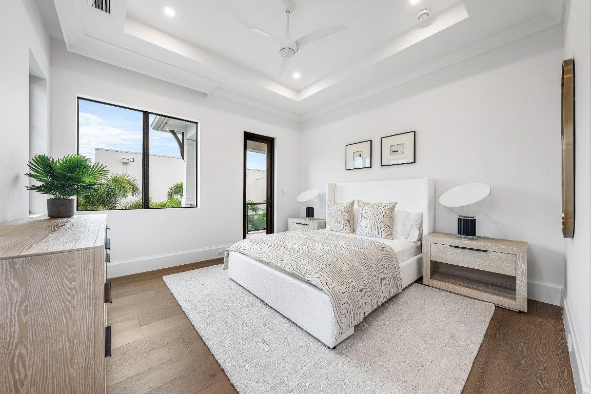 KINGS COURT REPLAT IN - Residential