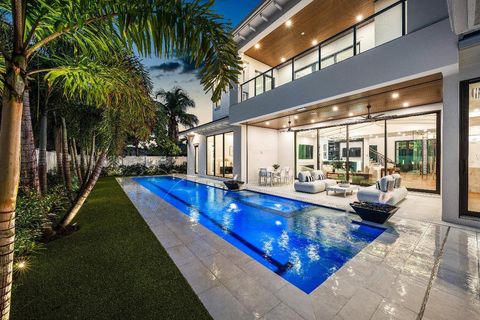 Tiny photo for 201 NE 4th Avenue, Boca Raton, FL 33432 (MLS # R11093687)